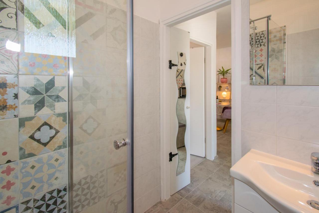 Apartman Enjoy โรวีน ภายนอก รูปภาพ